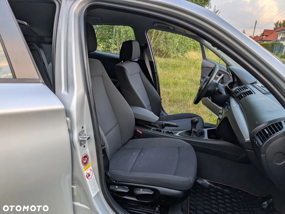 BMW Seria 1 116i - 27