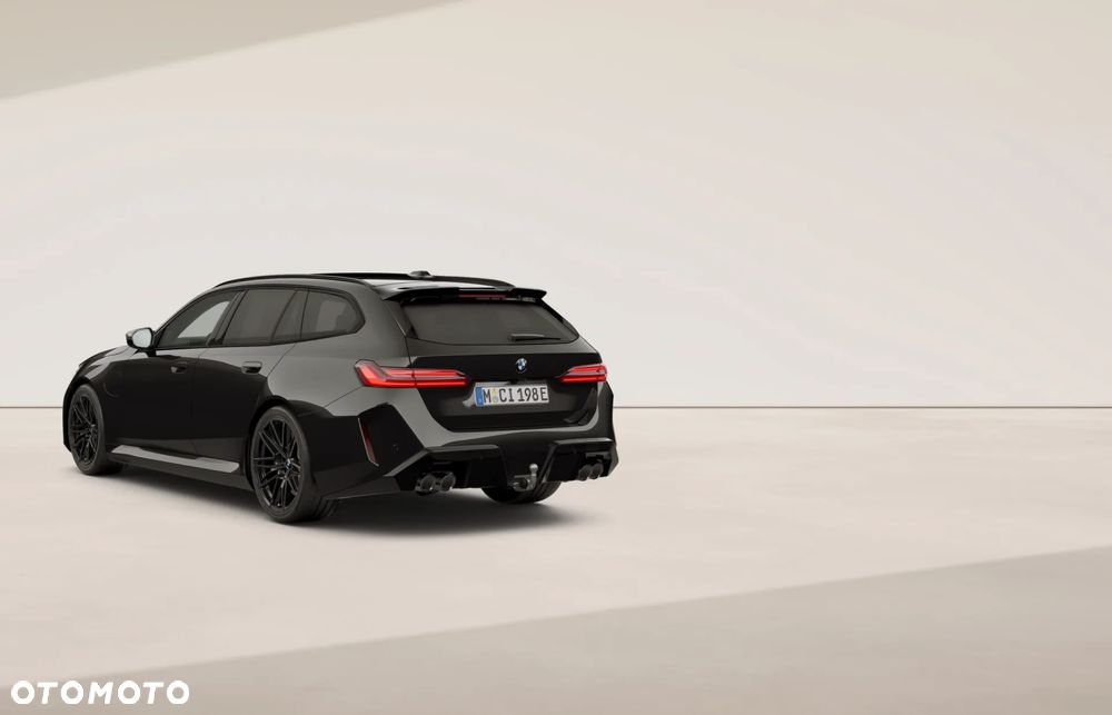 BMW M5 PHEV - 8