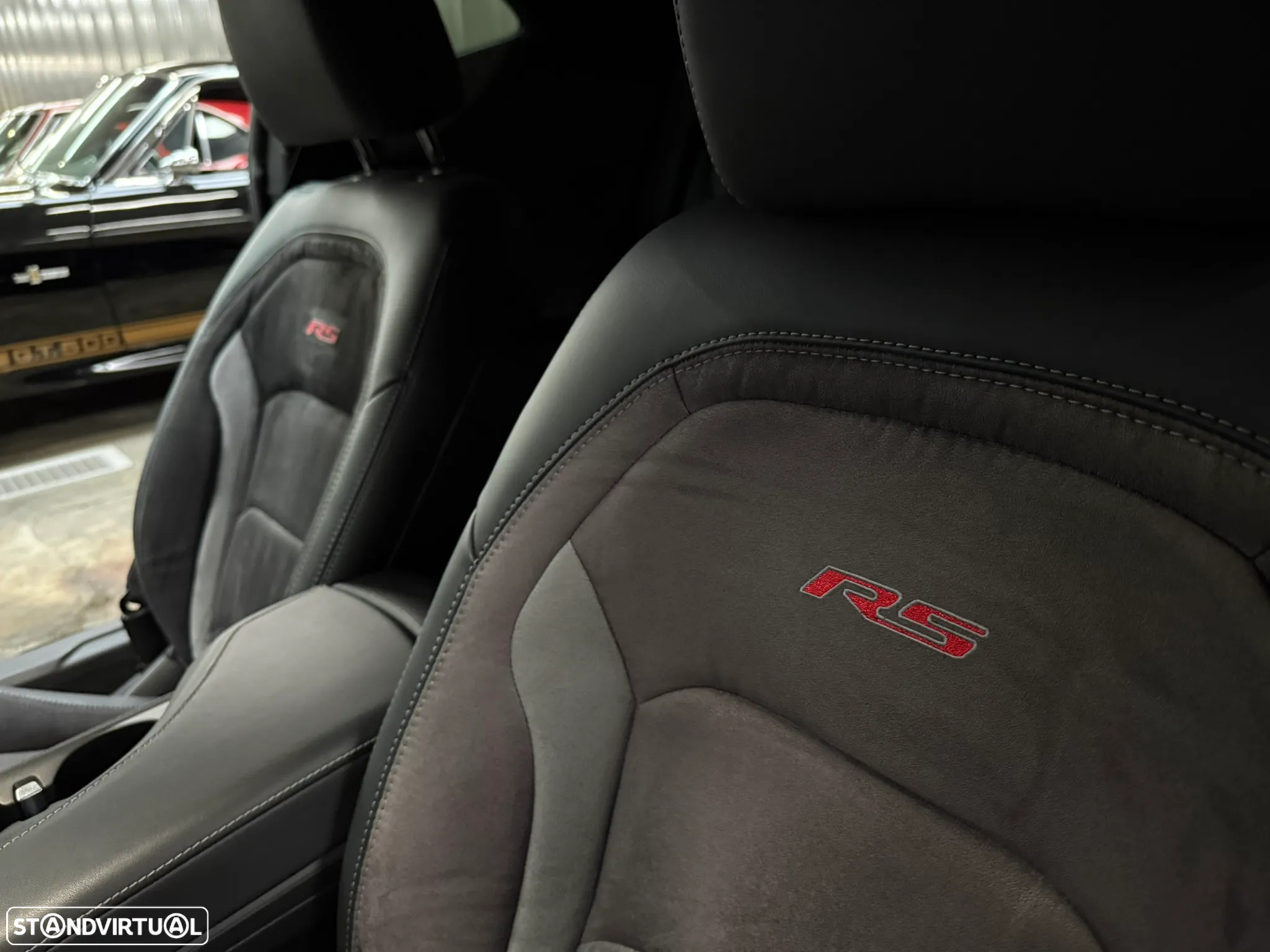 Chevrolet Camaro Coupe 2.0 Aut. - 45