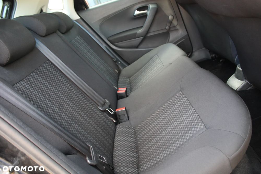 Volkswagen Polo 1.4 TDI Comfortline - 28