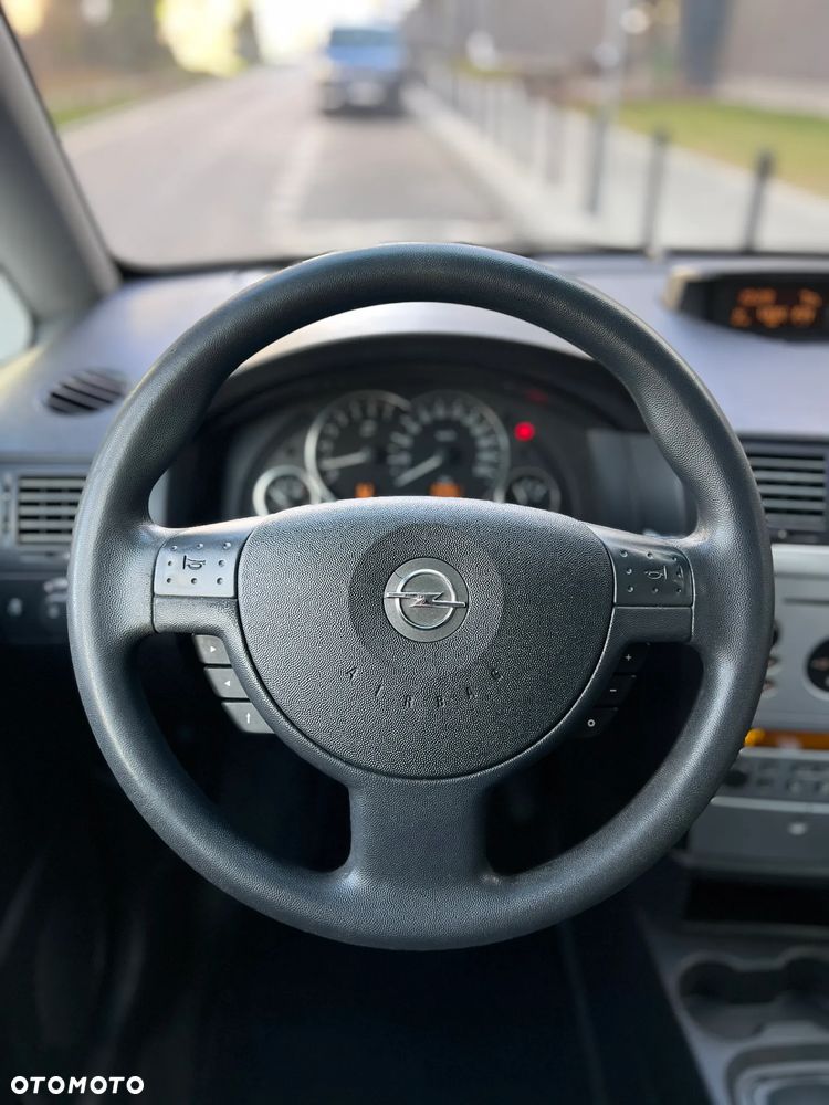 Opel Meriva - 25