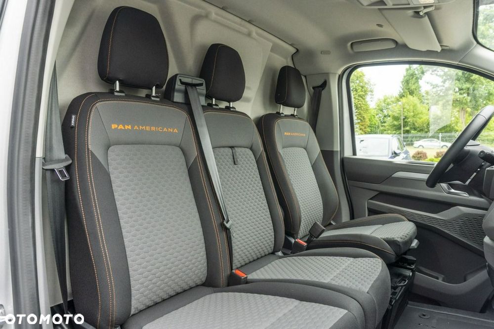 Volkswagen Transporter - 18