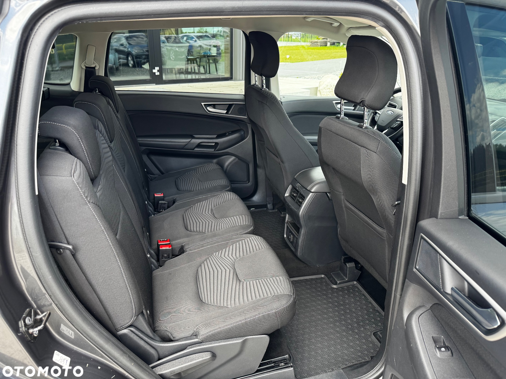 Ford S-Max - 19