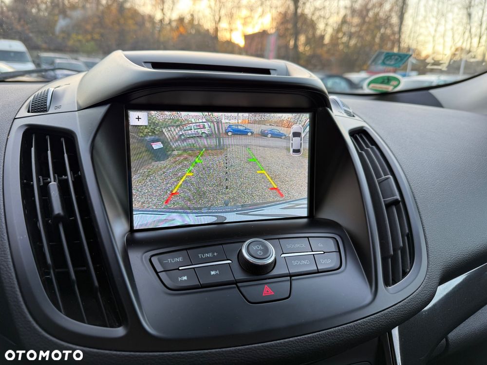 Ford Kuga 1.5 EcoBoost 4x4 Titanium - 13