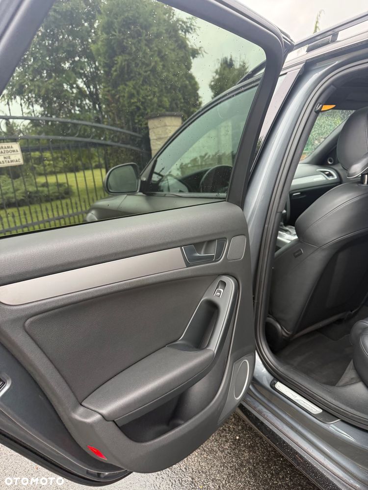 Audi A4 Allroad 3.0 TDI DPF S tronic - 27