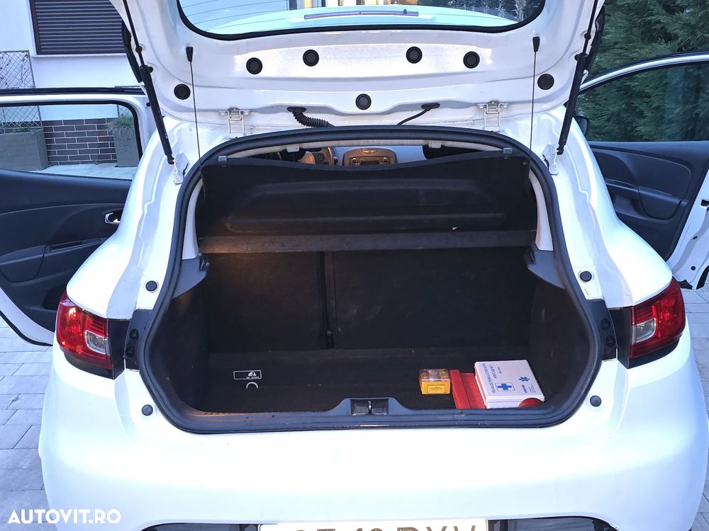 Renault Clio 1.5 dCi Life - 4