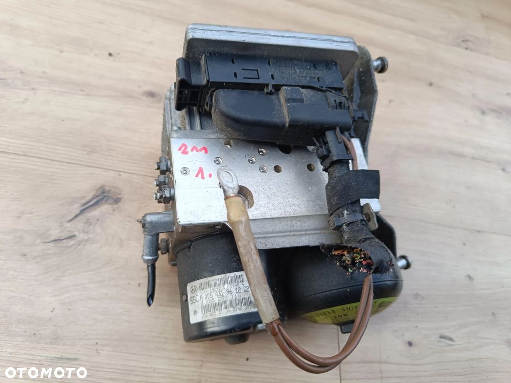 MERCEDES W211 POMPA ABS SBC A0054319612