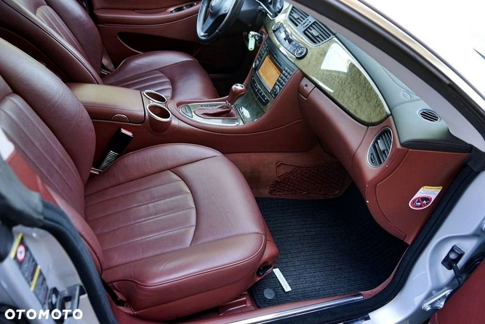 Mercedes-Benz CLS - 18
