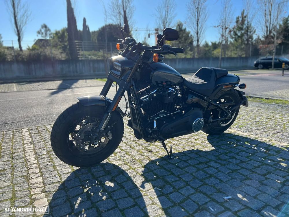 Harley-Davidson Softail FAT BOB 114 - 9
