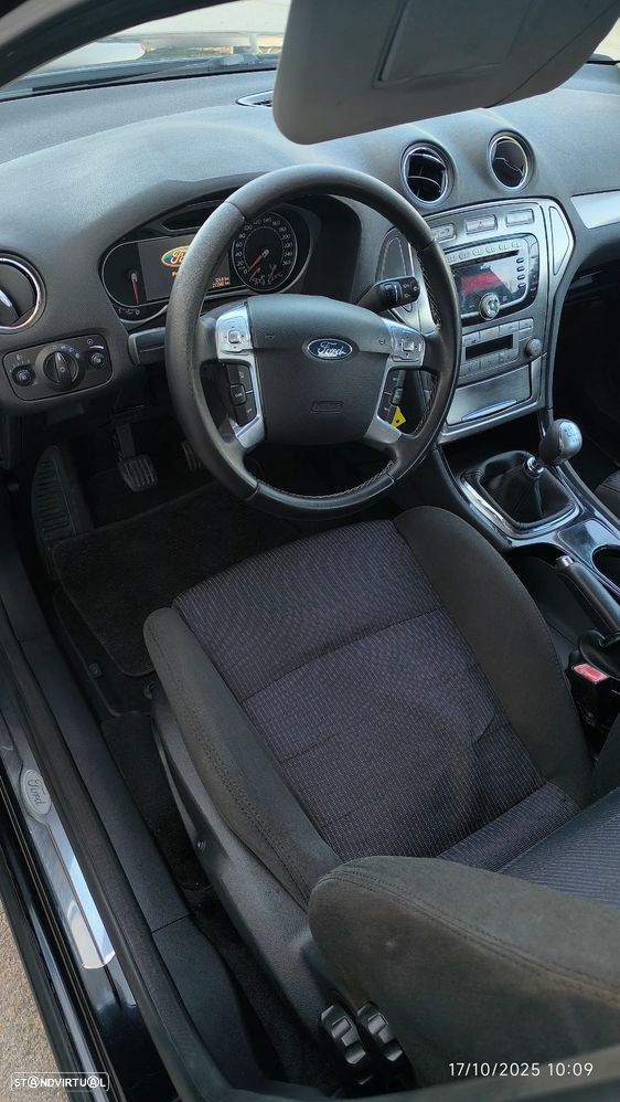 Ford Mondeo SW 1.8 TDCi Titanium - 28