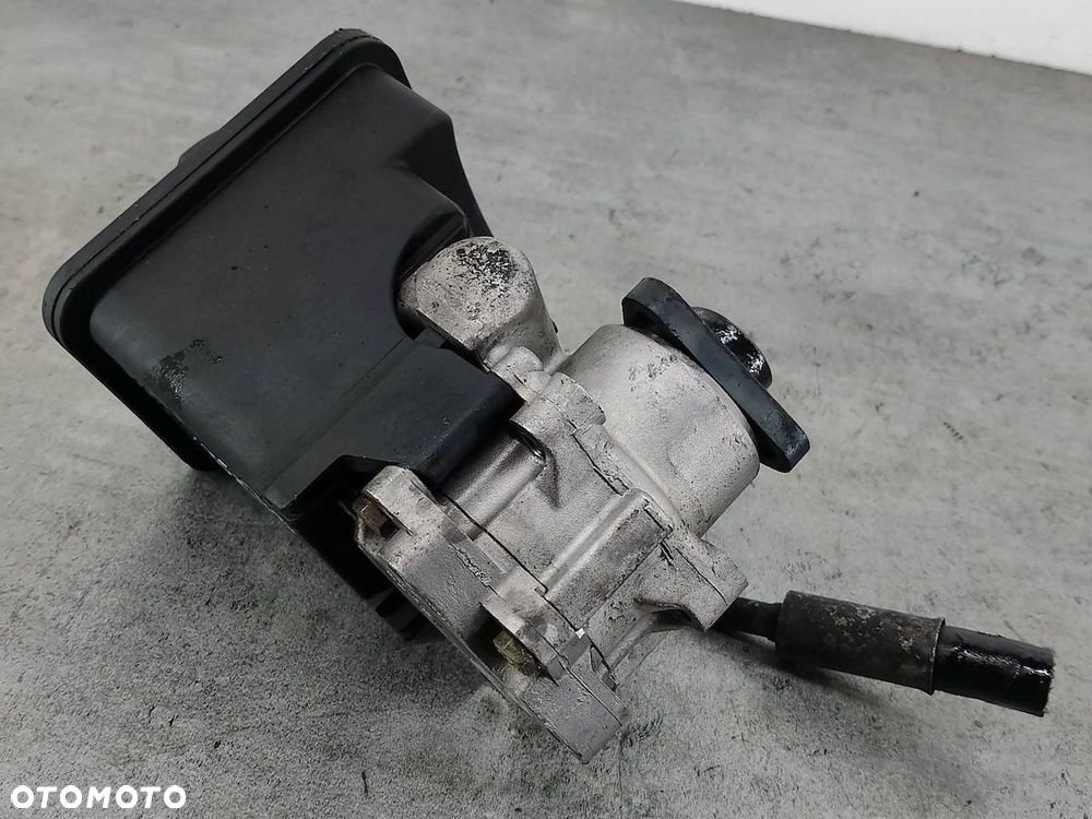 POMPA WSPOMAGANIA BMW E46 2.0 D 320d - 3
