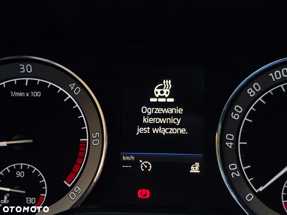 Skoda Superb 2.0 TDI SCR Sportline DSG - 20