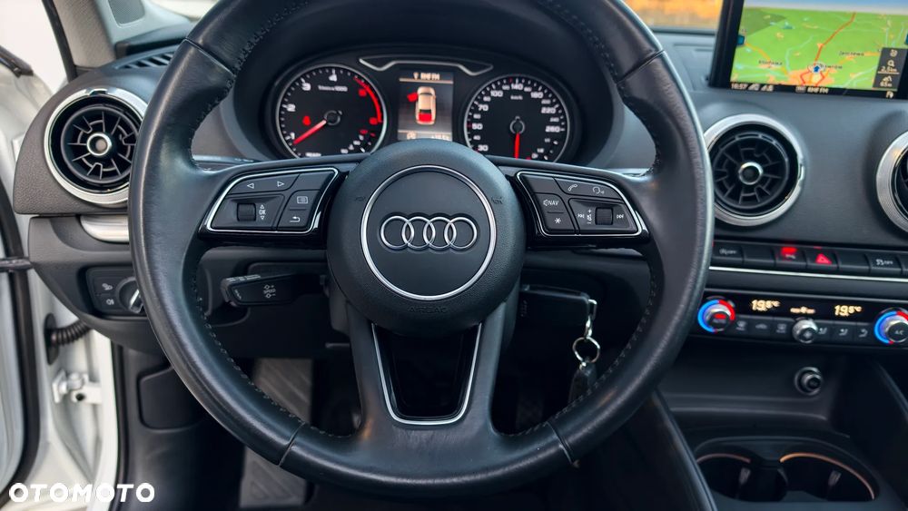 Audi A3 Limousine 1.6 TDI (clean diesel) S line Sportpaket - 30