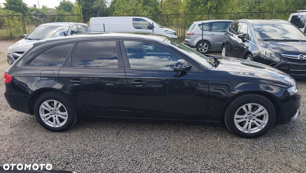 Audi A4 Avant 2.0 TDI - 8