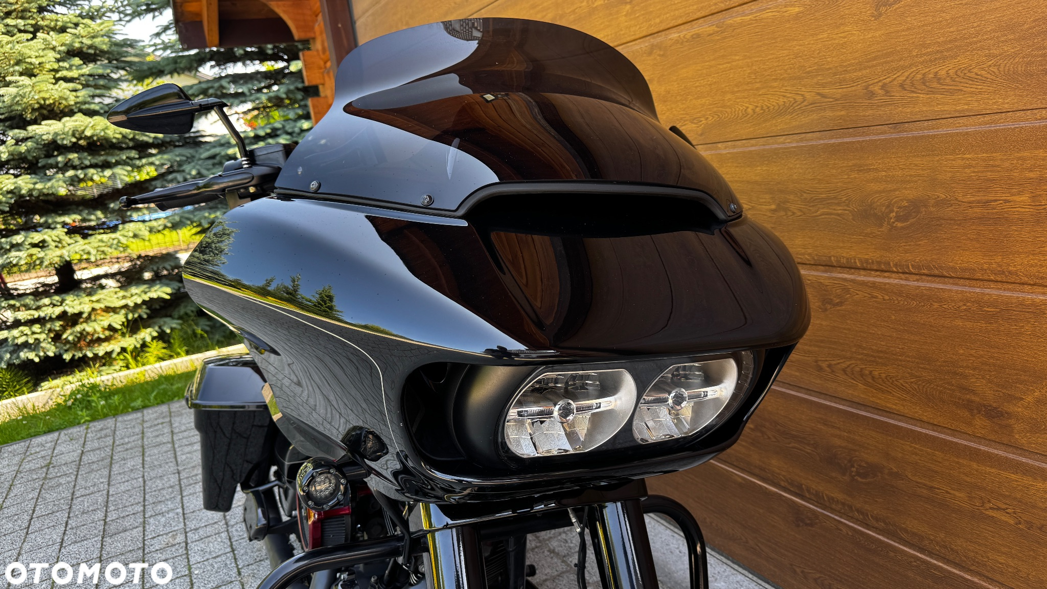 Harley-Davidson Touring Road Glide - 12