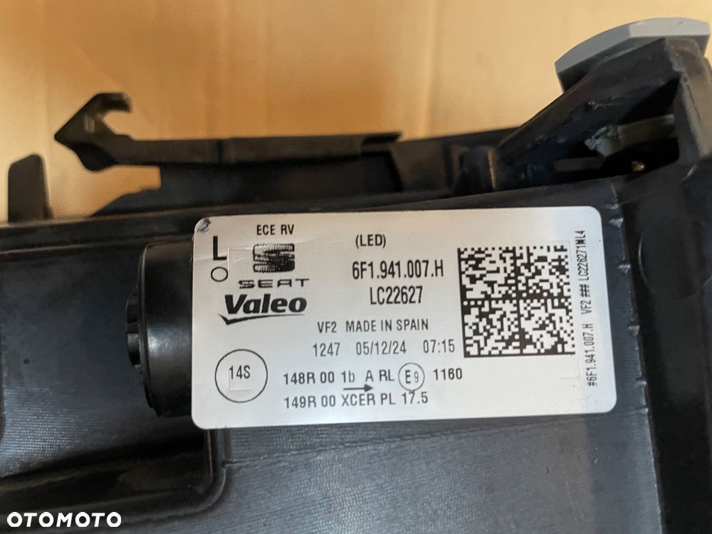 LAMPA PRZEDNIA LEWA SEAT IBIZA V  6F1941007H - 6