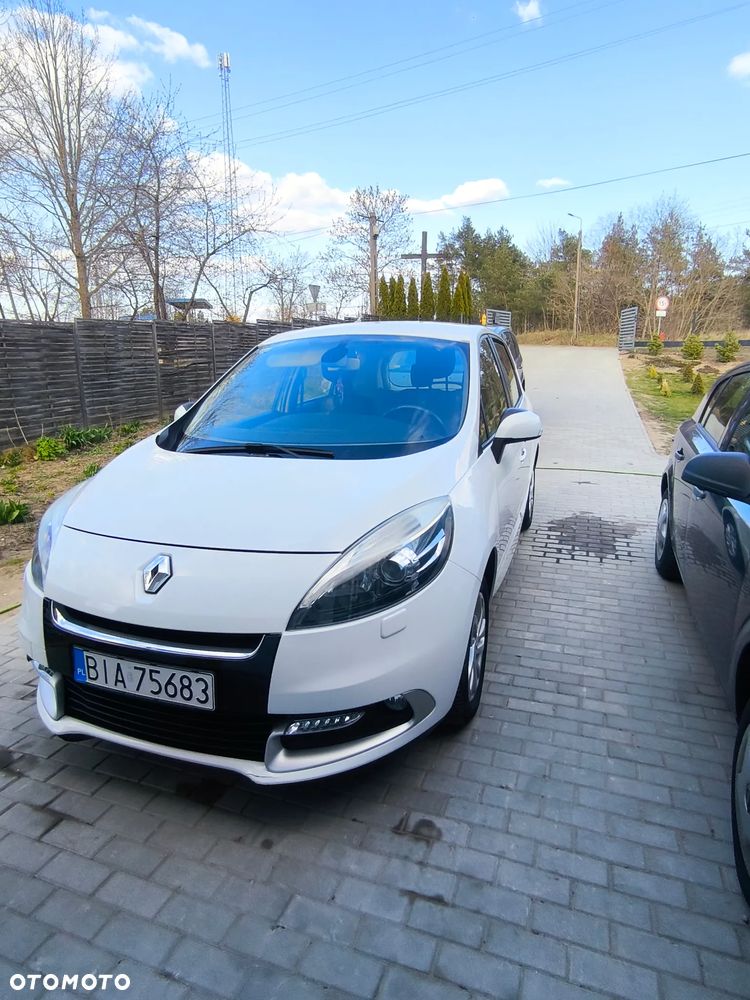 Renault Scenic 1.6 16V 110 TomTom Edition - 1