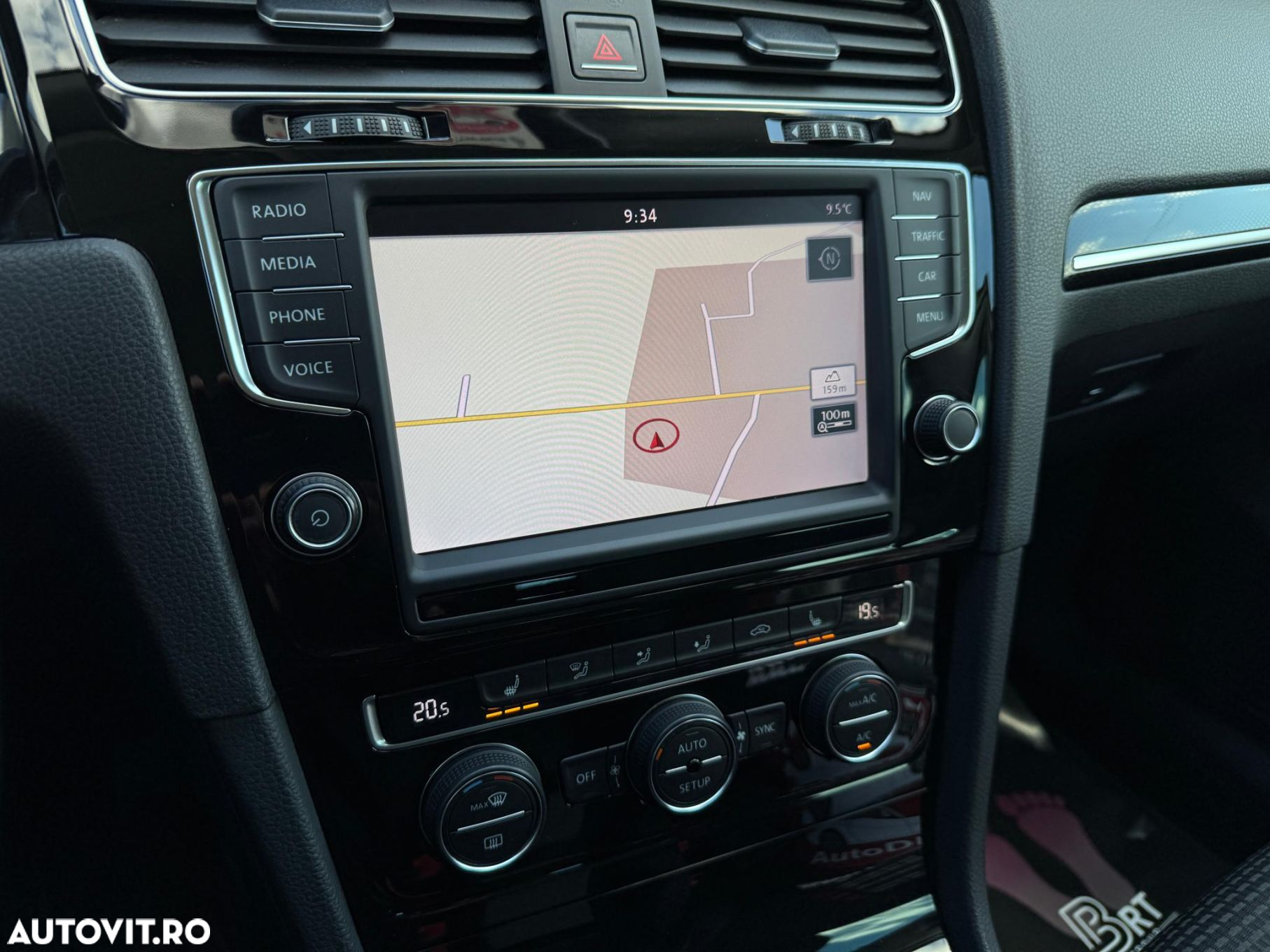 Volkswagen Golf - 9
