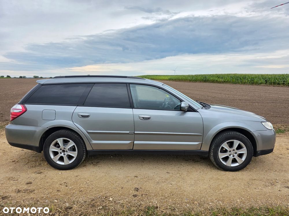 Subaru Outback - 6