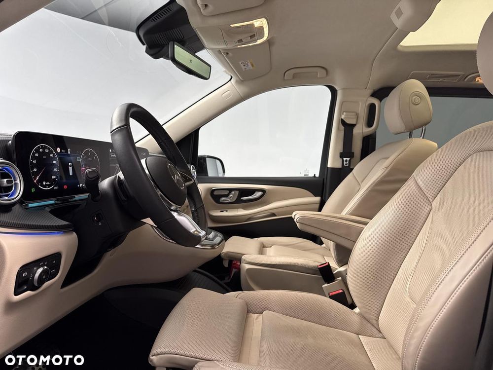 Mercedes-Benz Klasa V 300 d 4-Matic 9G-Tronic Exclusive (d³ugi) - 14