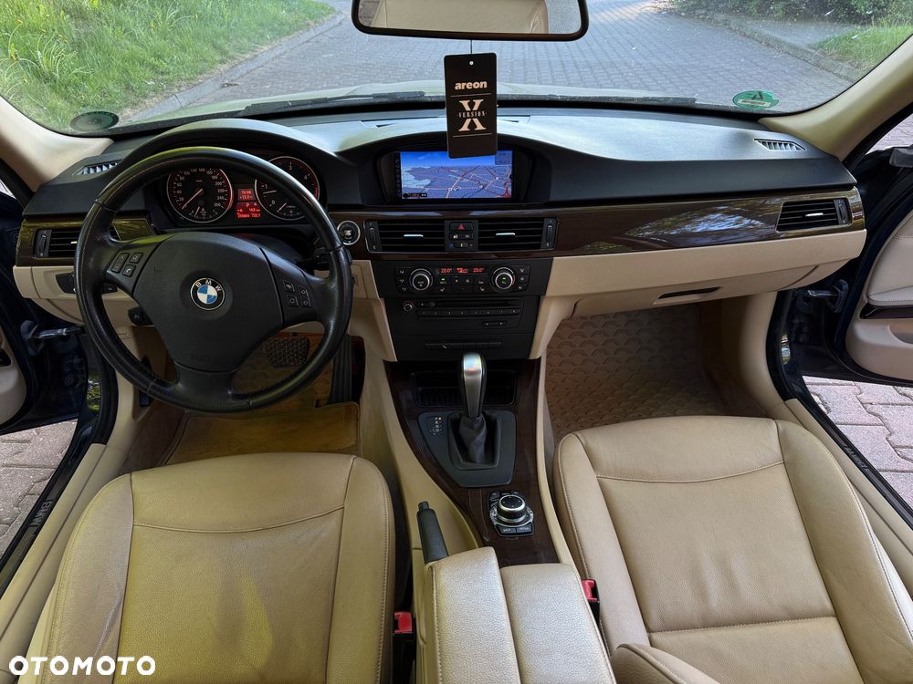 BMW Seria 3 - 17