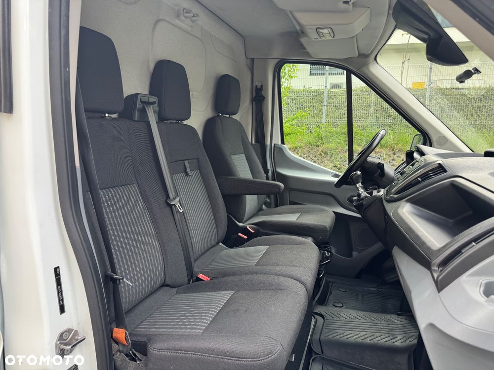 Ford Transit - 9