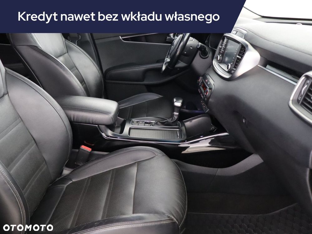 Kia Sorento - 11