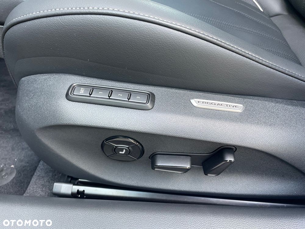 Volkswagen Passat Variant - 25