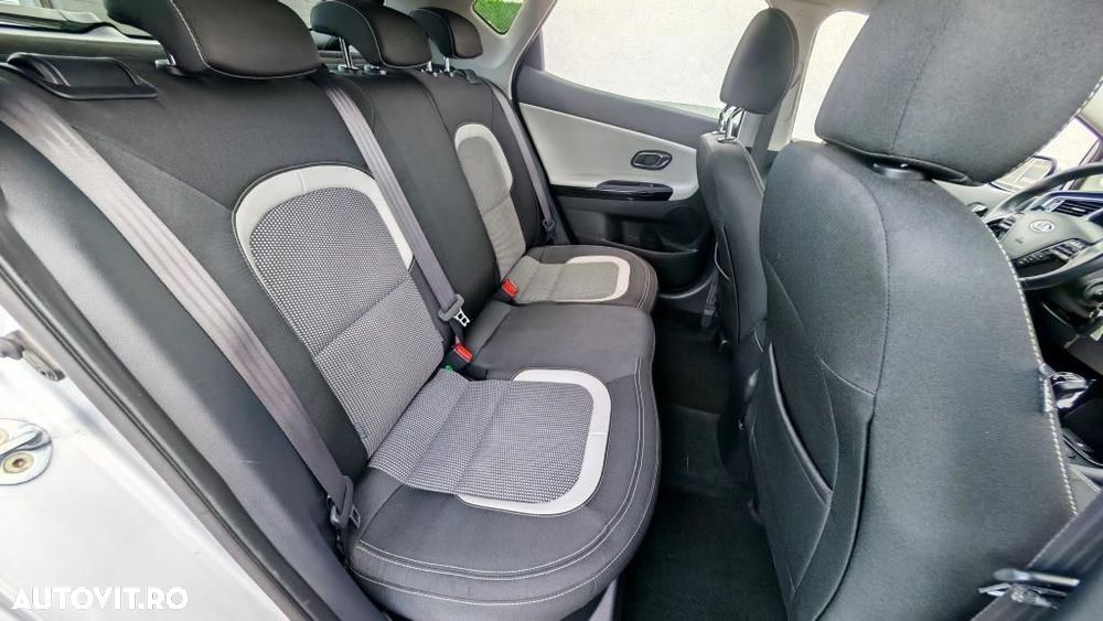 Kia Ceed - 14