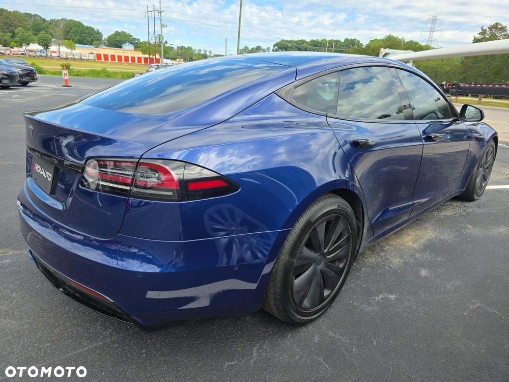 Tesla Model S AWD - 4