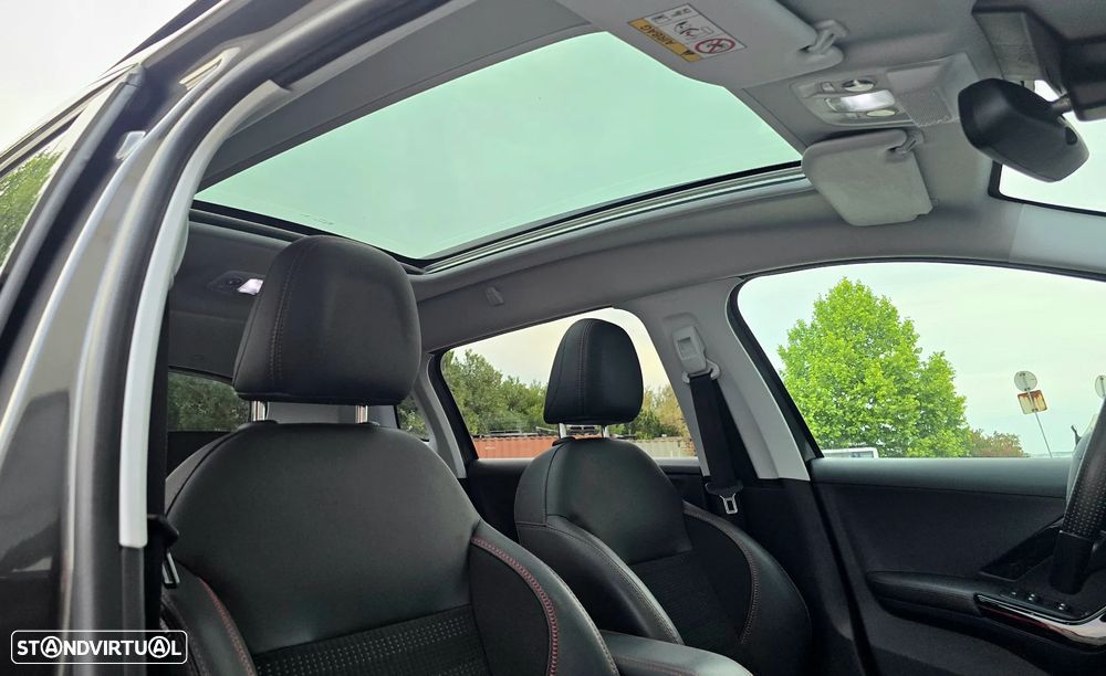 Peugeot 2008 PureTech 130 Stop&Start GT-Line Edition - 28