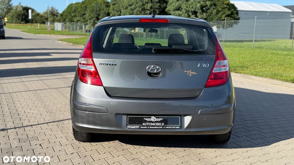 Hyundai i30 1.4 Edition Plus - 12