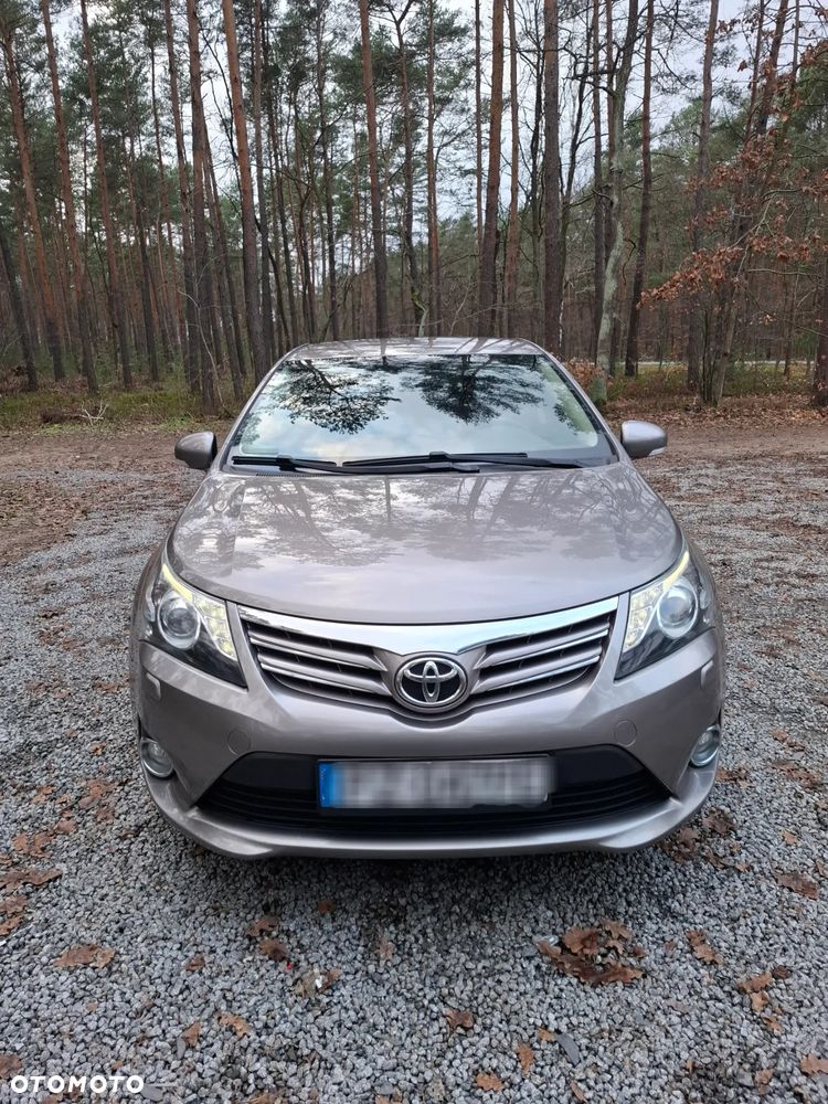 Toyota Avensis - 7