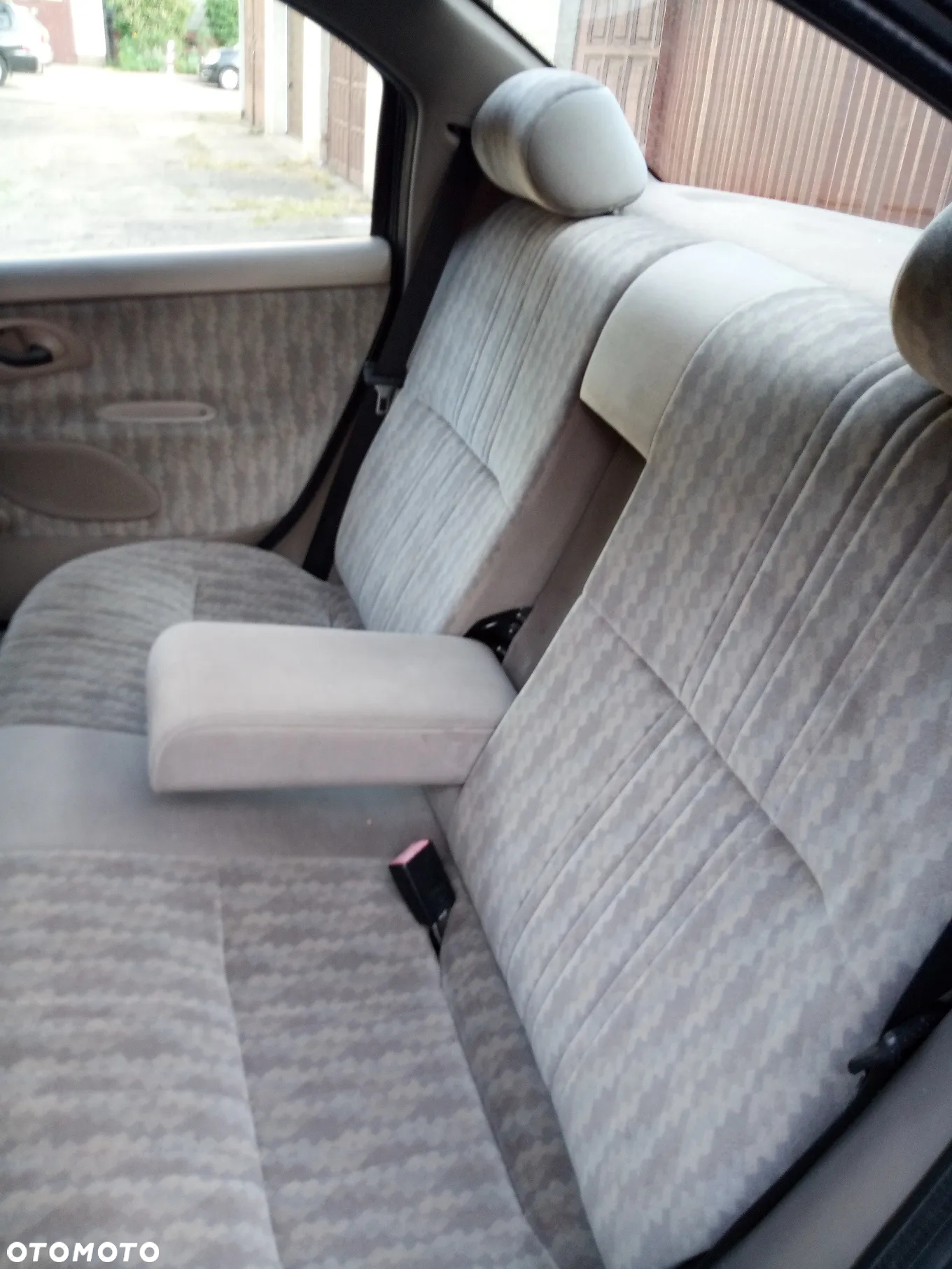 Ford Mondeo 1.8 GLX - 8