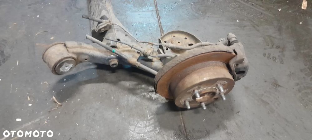 KIA SOUL I FL LIFT 1.6 CRDI BELKA TYLNA TYŁ OŚ KOMPLETNA TARCZE ZACISKI ABS nr. 46/6 - 2