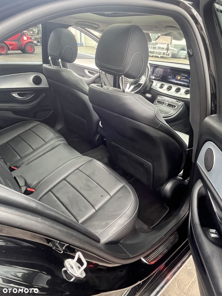 Mercedes-Benz Klasa E 220 d 4-Matic Avantgarde - 7