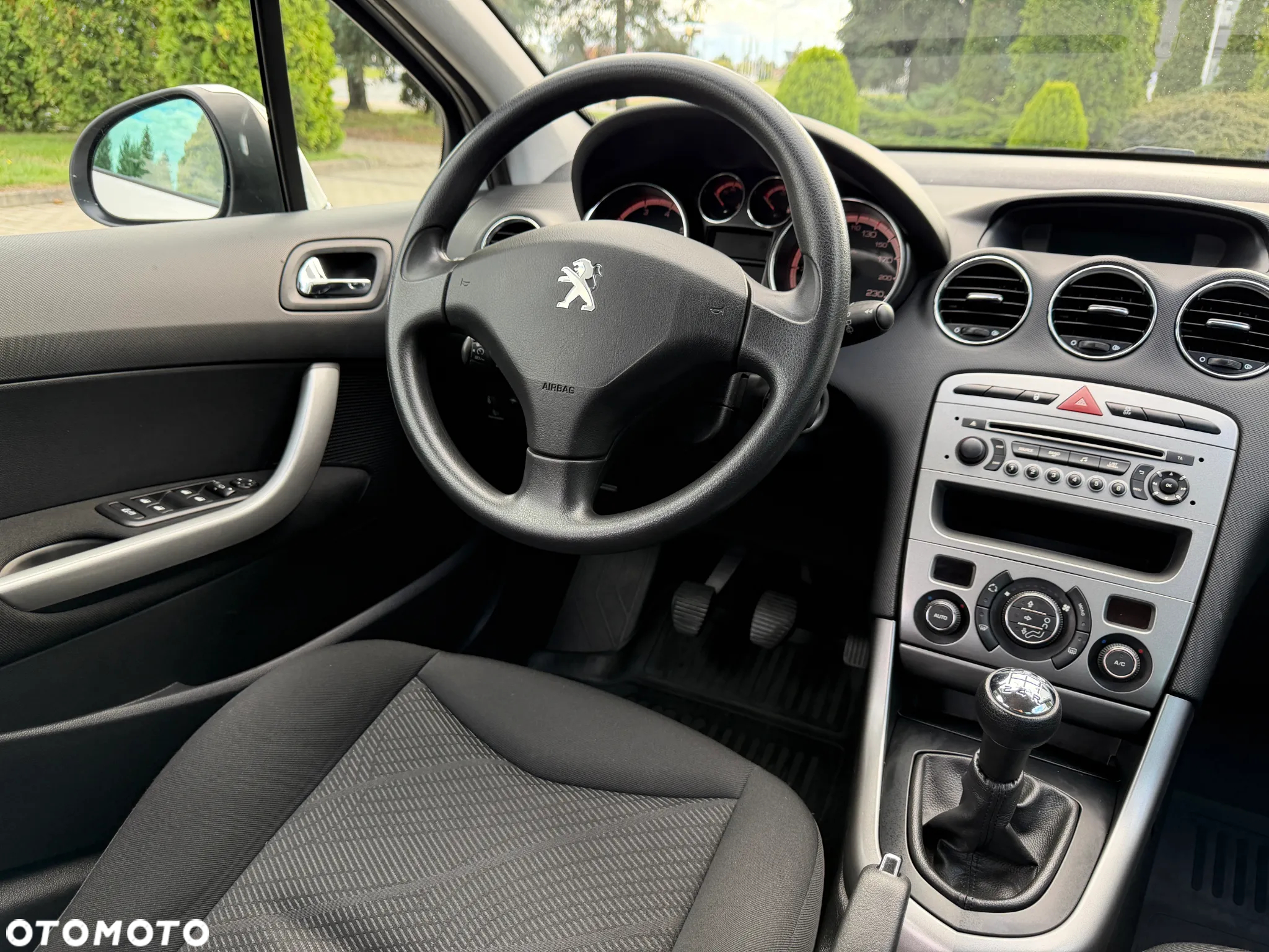 Peugeot 308 - 25