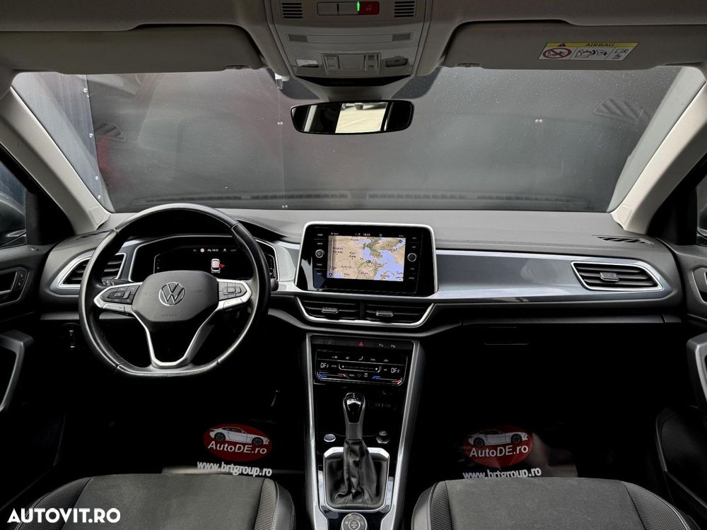 Volkswagen T-Roc - 7