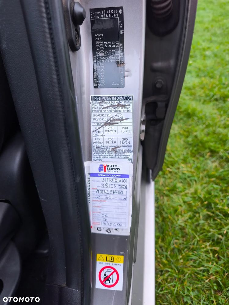 Toyota Auris 1.4 D-4D Comfort - 14