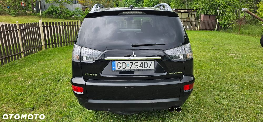 Mitsubishi Outlander 2.0 Intense NAVI 2WD EU5 CVT - 11