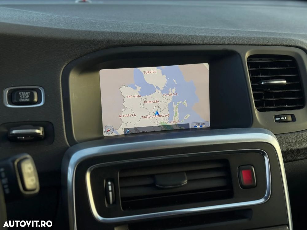 Volvo V60 D4 Geartronic Momentum - 11