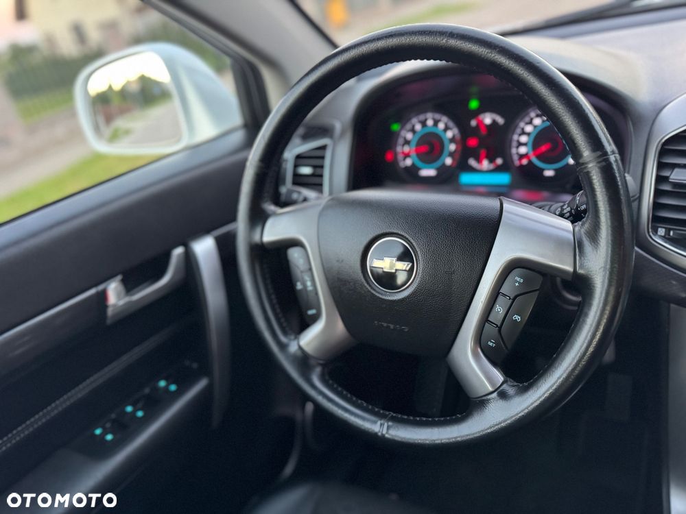 Chevrolet Captiva 2.4 FWD LT - 33