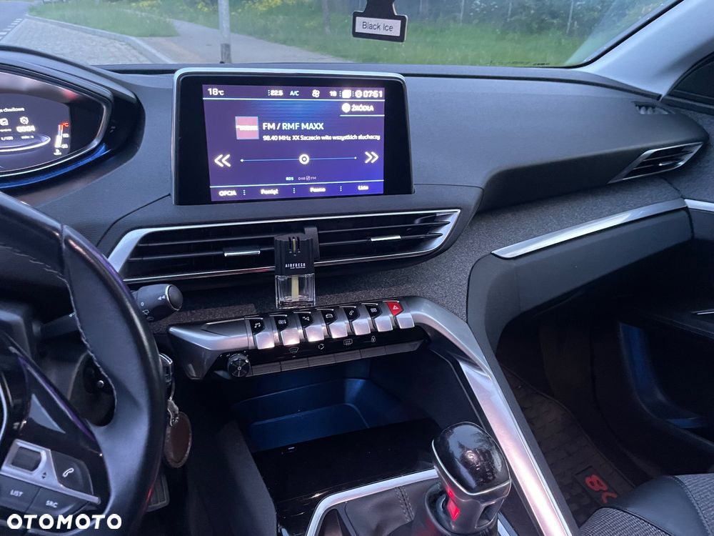 Peugeot 3008 - 19