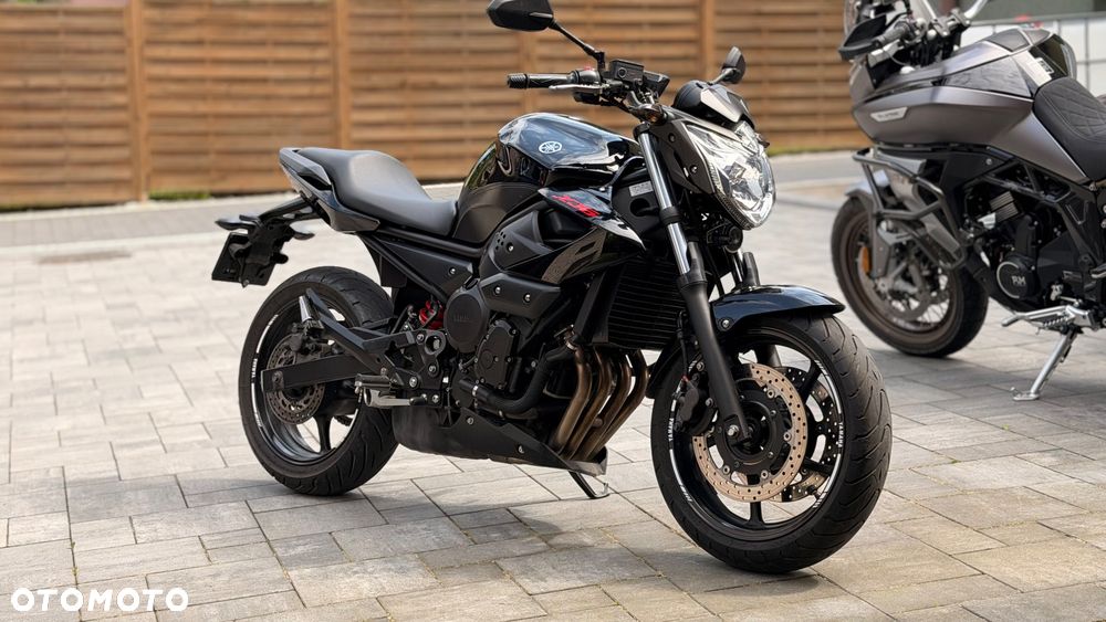 Yamaha XJ - 7
