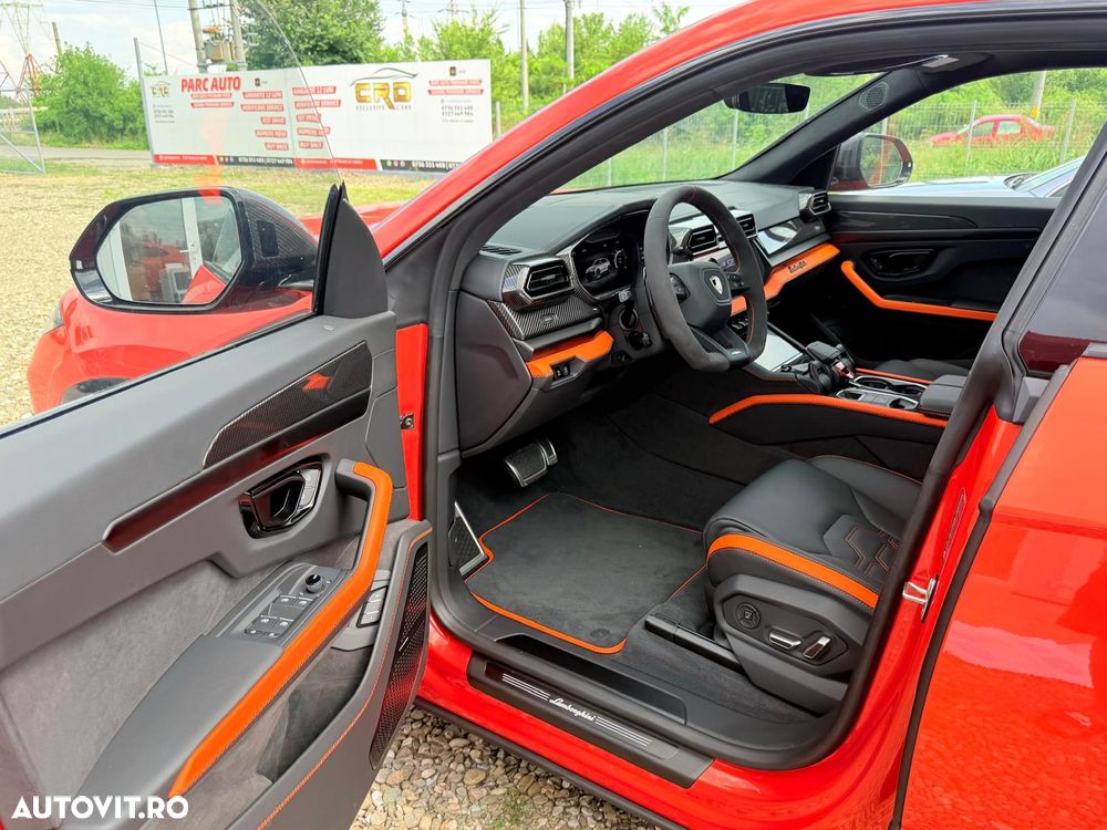 Lamborghini URUS - 9