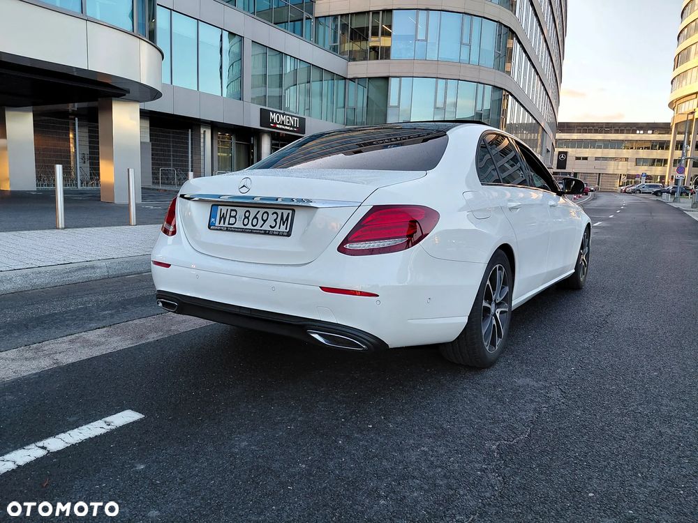 Mercedes-Benz Klasa E 220 d 9G-TRONIC - 14