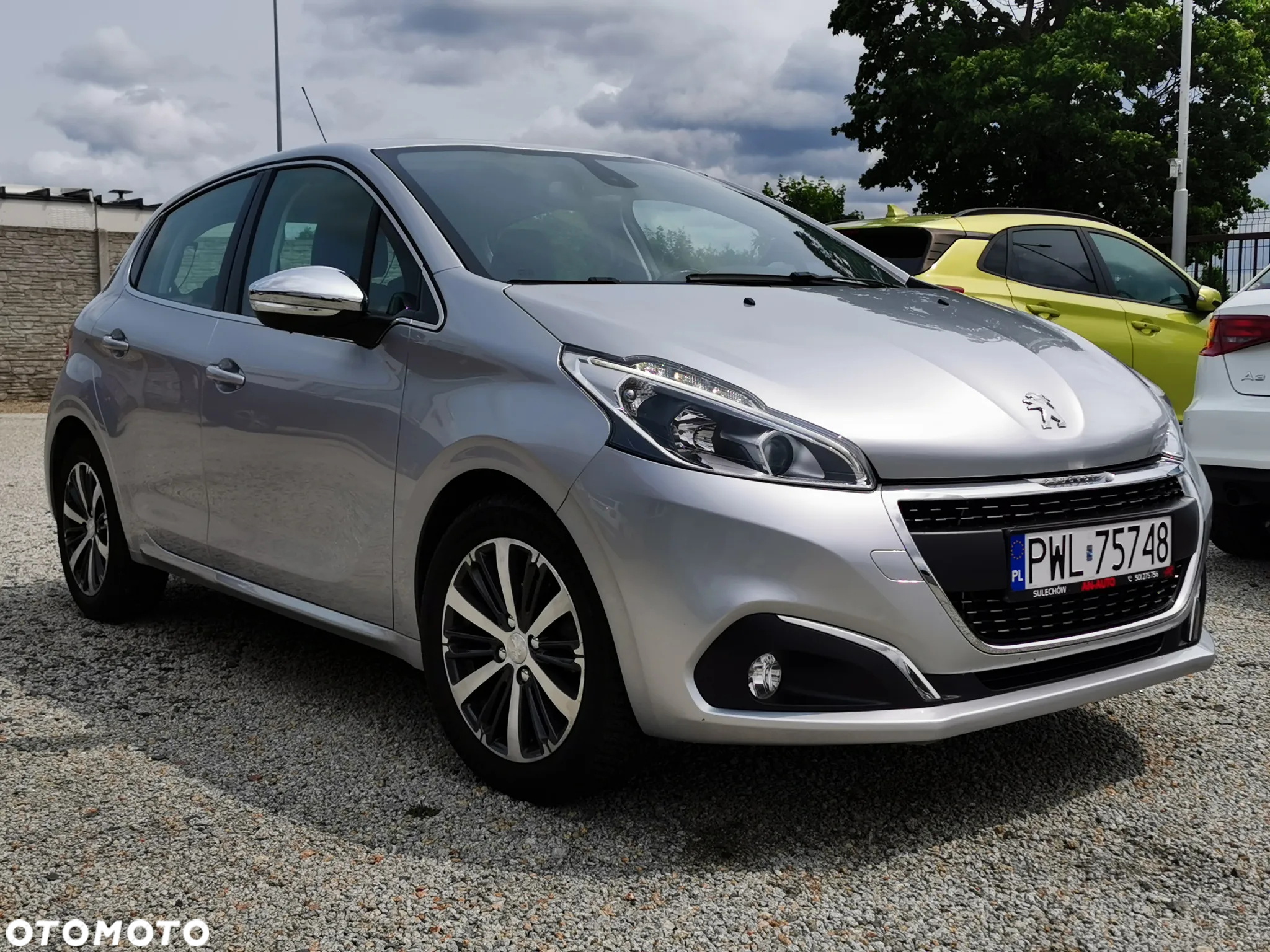 Peugeot 208 1.2 PureTech Allure - 2
