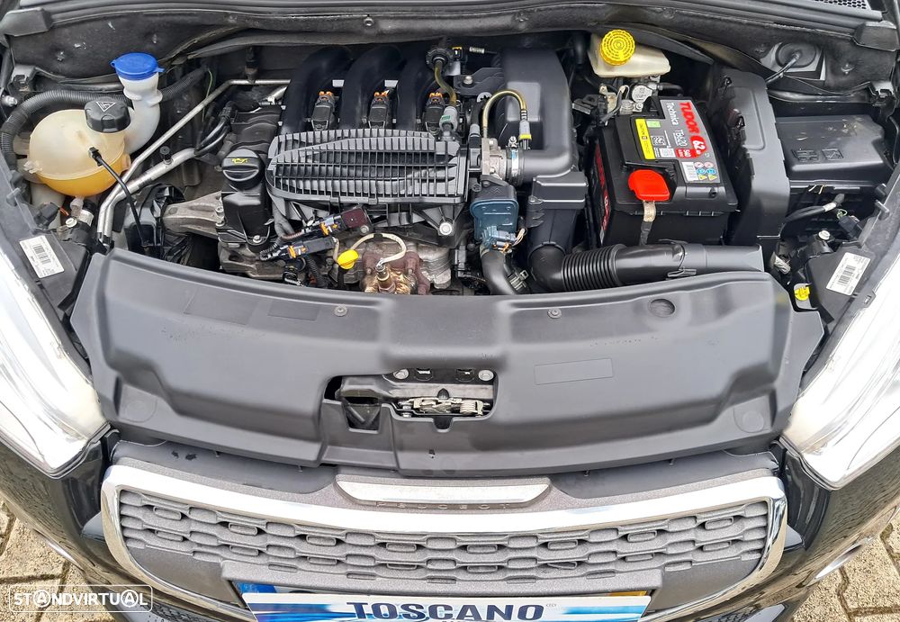 Peugeot 208 1.2 VTi Allure - 17