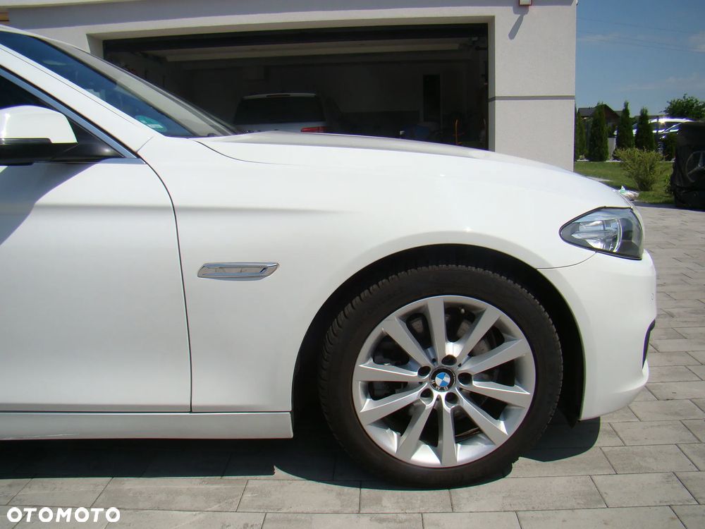 BMW Seria 5 520d - 14
