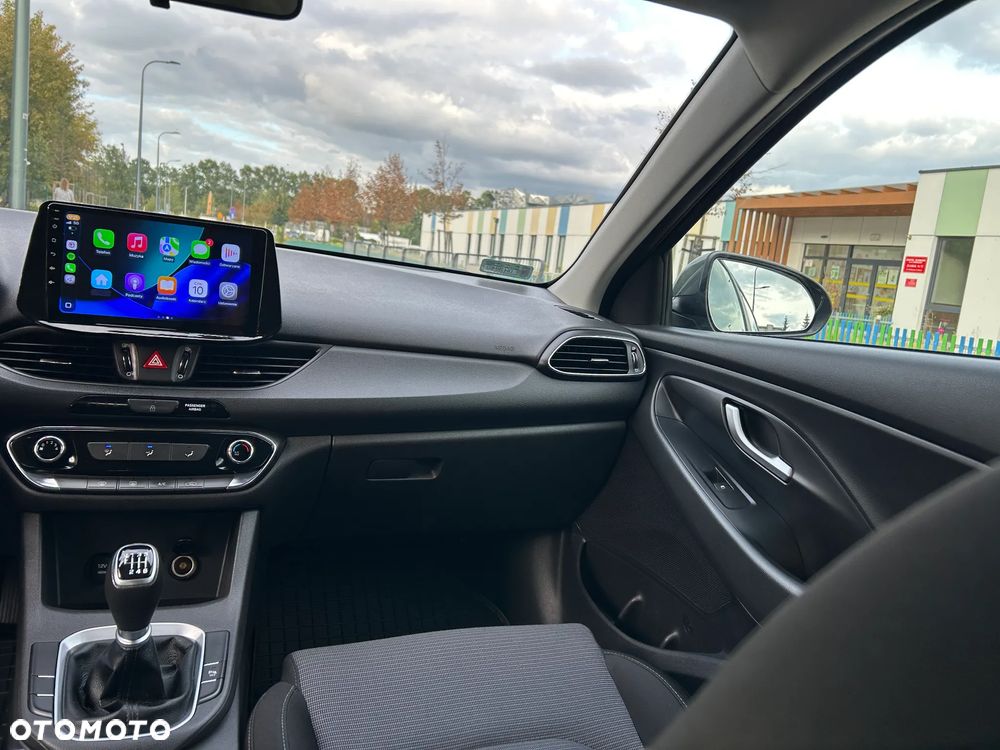 Hyundai i30 1.5 DPI Modern - 16